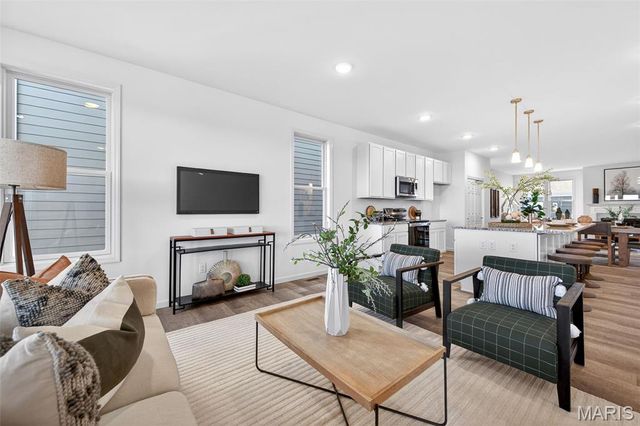 4212 Marais Temps Clair Drive, St Charles, MO 63301