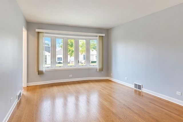 7339 N Oconto Avenue, Chicago, IL 60631