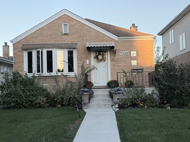 7339 N Oconto Avenue, Chicago, IL 60631