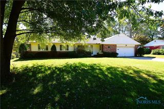 4225 Talwood Ln, Toledo, OH 43606