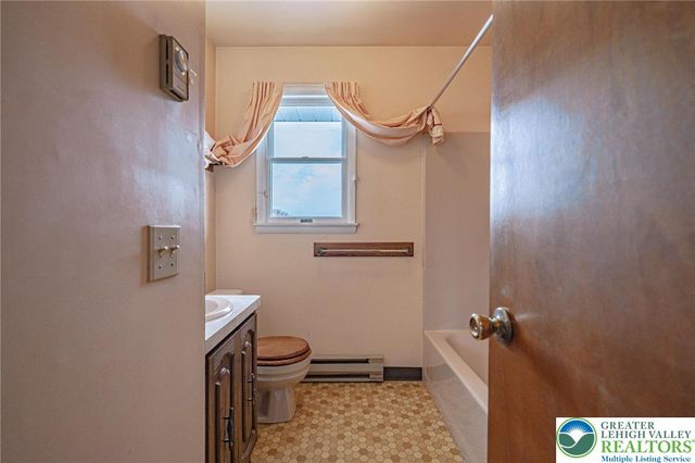 10108 Dietrich Road, Upper Macungie Twp, PA 18031