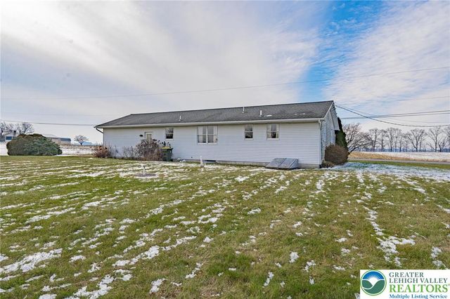 10108 Dietrich Road, Upper Macungie Twp, PA 18031