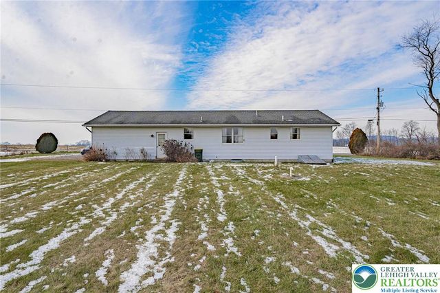 10108 Dietrich Road, Upper Macungie Twp, PA 18031