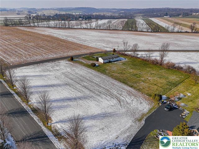 10108 Dietrich Road, Upper Macungie Twp, PA 18031