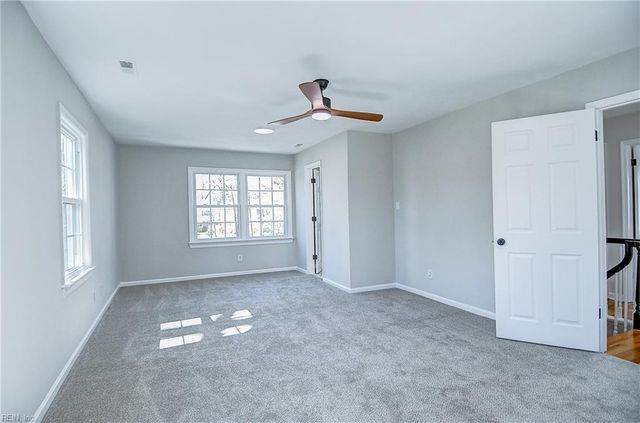 612 Queensgrove CRES, Virginia Beach, VA 23452