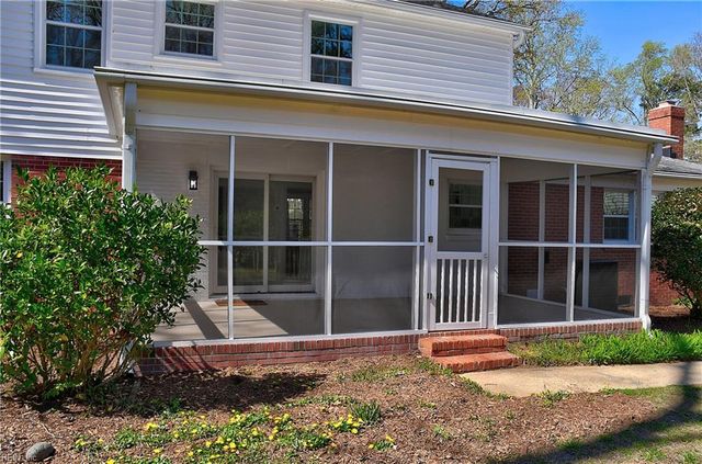 612 Queensgrove CRES, Virginia Beach, VA 23452