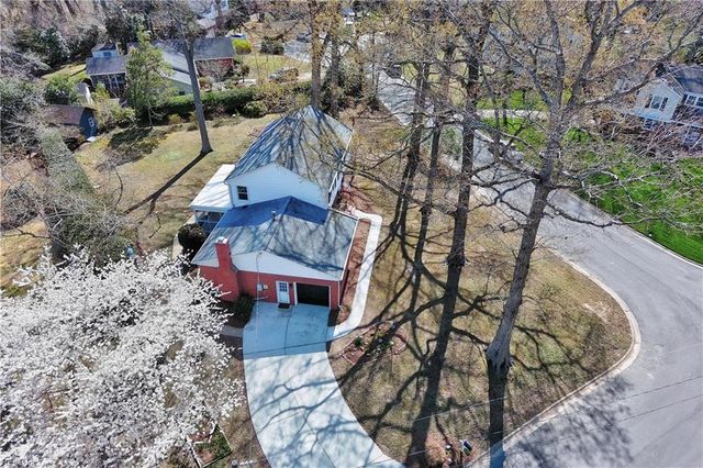 612 Queensgrove CRES, Virginia Beach, VA 23452