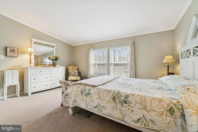 19 WILDBRIAR CT, Harleysville, PA 19438