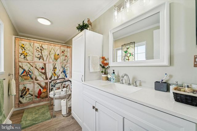 19 WILDBRIAR CT, Harleysville, PA 19438