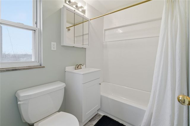 890 Rolling Rock Rd, Baldwin Twp, PA 15234