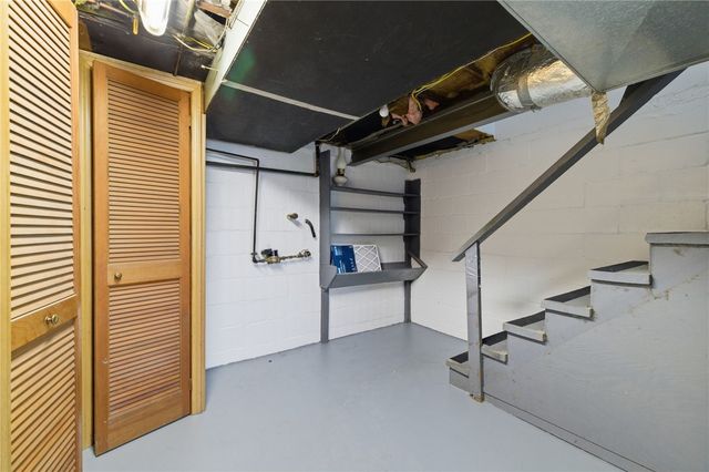 890 Rolling Rock Rd, Baldwin Twp, PA 15234