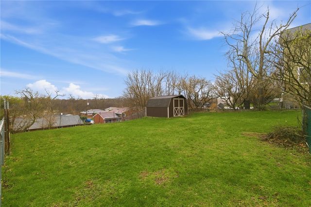 890 Rolling Rock Rd, Baldwin Twp, PA 15234