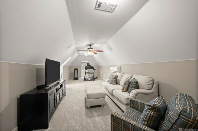 40212 Swan Cir, Gonzales, LA 70737