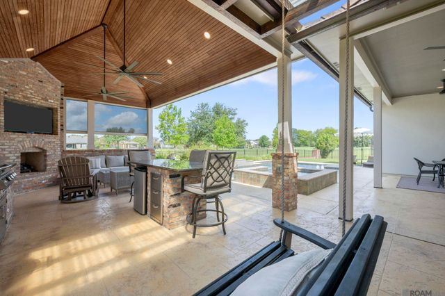 40212 Swan Cir, Gonzales, LA 70737