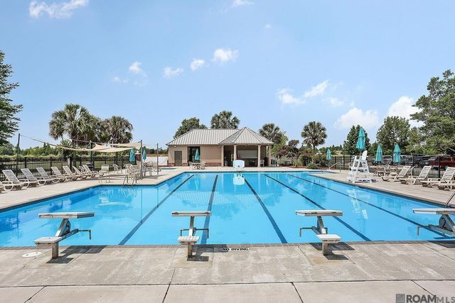 40212 Swan Cir, Gonzales, LA 70737