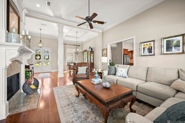 40212 Swan Cir, Gonzales, LA 70737
