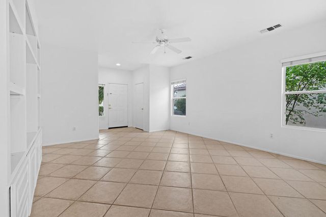 78472 Glastonbury Way, Palm Desert, CA 92211