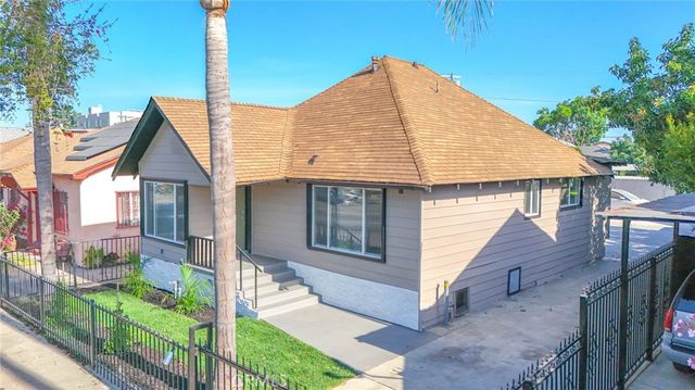 205 W Gage, Los Angeles, CA 90003
