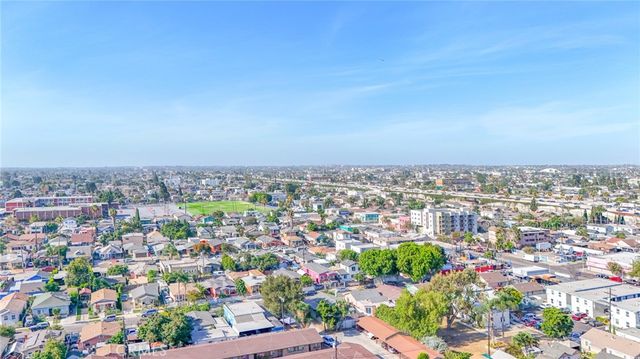 205 W Gage, Los Angeles, CA 90003