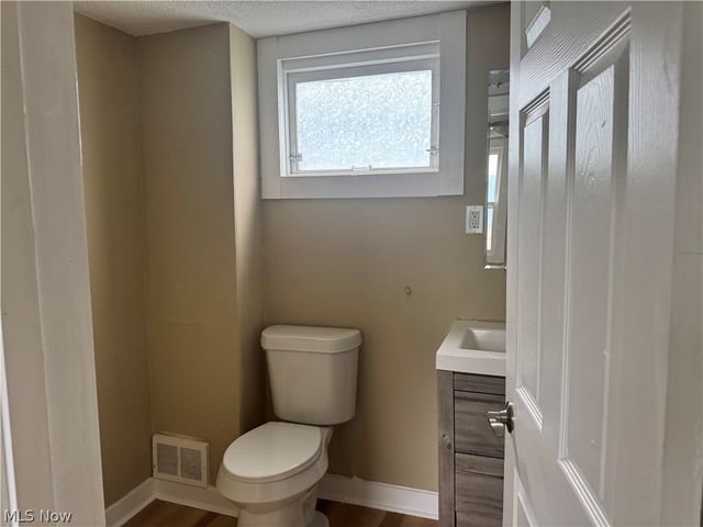 7604 Dudley Avenue, Cleveland, OH 44102