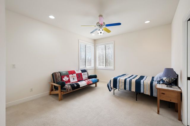 13615 N Riverbluff Ln, Spokane, WA 99208