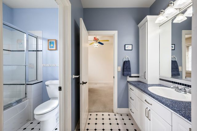 13615 N Riverbluff Ln, Spokane, WA 99208