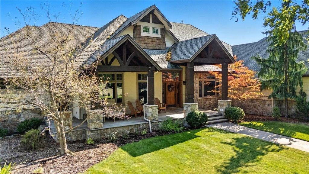 13615 N Riverbluff Ln, Spokane, WA 99208 photo 2