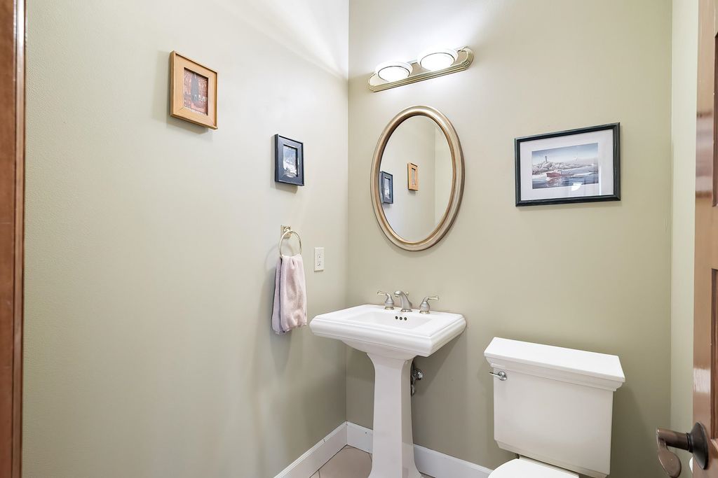 13615 N Riverbluff Ln, Spokane, WA 99208 photo 24