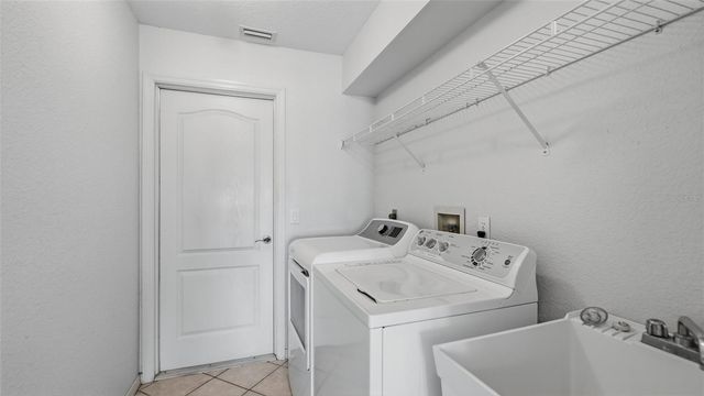 2165 ONONDAGA LANE, Punta Gorda, FL 33983