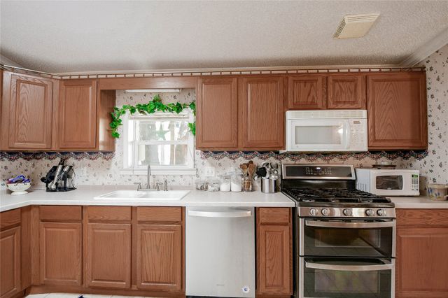 317 Private Road 2482, Hico, TX 76457