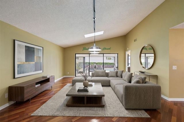 250 CORTLAND AVENUE, Winter Park, FL 32789