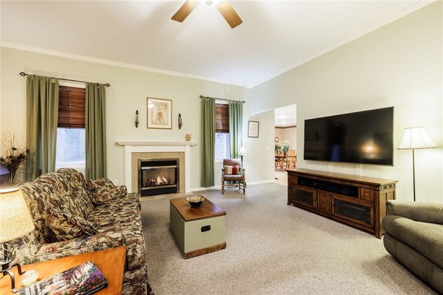 16 Coyote, Ogden, NY 14559