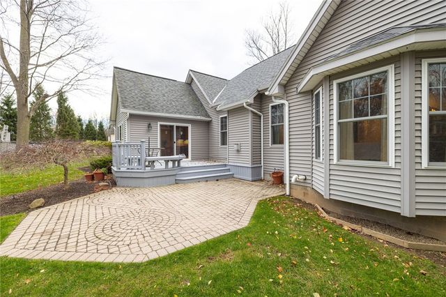 16 Coyote, Ogden, NY 14559