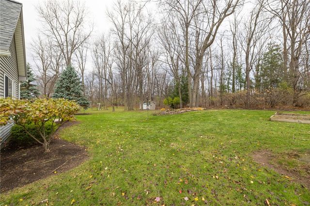 16 Coyote, Ogden, NY 14559