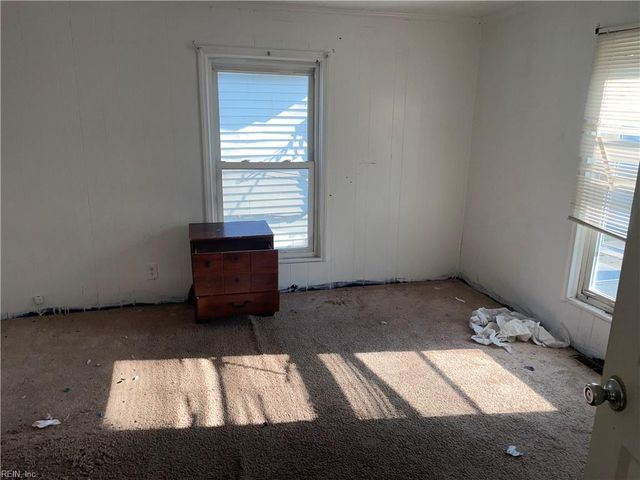 229 Chestnut ST, Suffolk, VA 23434