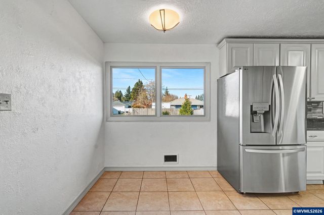 870 Ewald Av SE, Salem, OR 97302