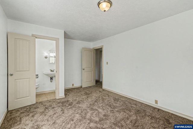 870 Ewald Av SE, Salem, OR 97302