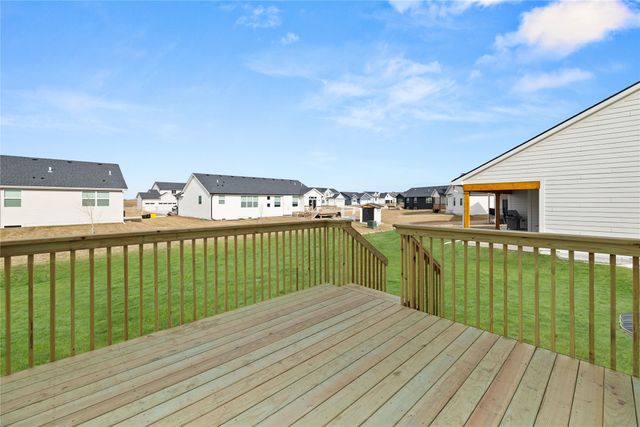 295 NW Red Oak Drive, Waukee, IA 50263