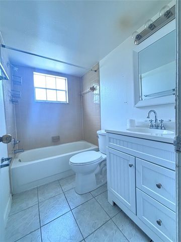 576 FAIRWAYS LANE M104, Ocala, FL 34472