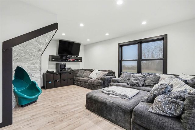 15068 Mohney Lake Road, Three Rivers, MI 49093