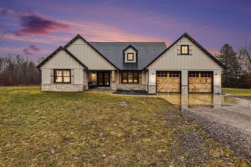 15068 Mohney Lake Road, Three Rivers, MI 49093