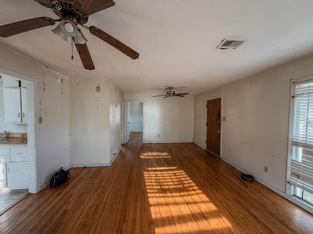 7329 Stanwick Drive, Houston, TX 77087