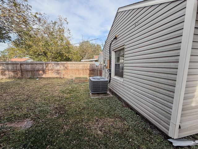 7329 Stanwick Drive, Houston, TX 77087