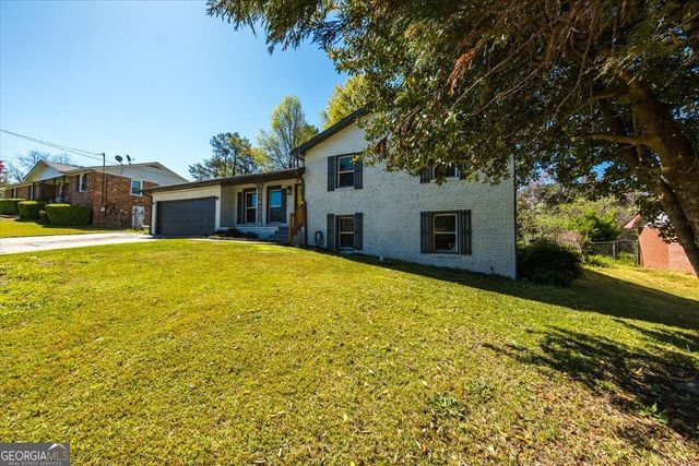 1593 Westminister Drive, Macon, GA 31204