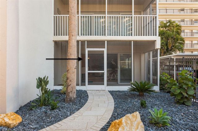 800 BENJAMIN FRANKLIN DRIVE 110, Sarasota, FL 34236