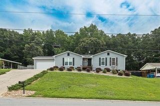 2711 Bluffton Road, Buford, GA 30519