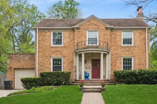 3042 Isabella Street, Evanston, IL 60201