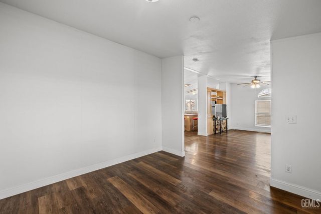 6351 Akers Road 107, Bakersfield, CA 93313