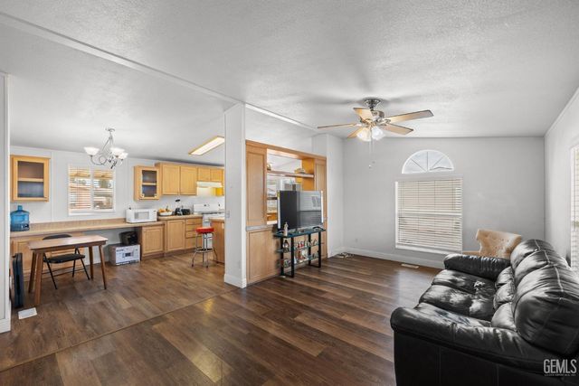 6351 Akers Road 107, Bakersfield, CA 93313