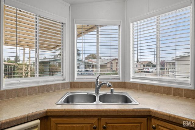 6351 Akers Road 107, Bakersfield, CA 93313